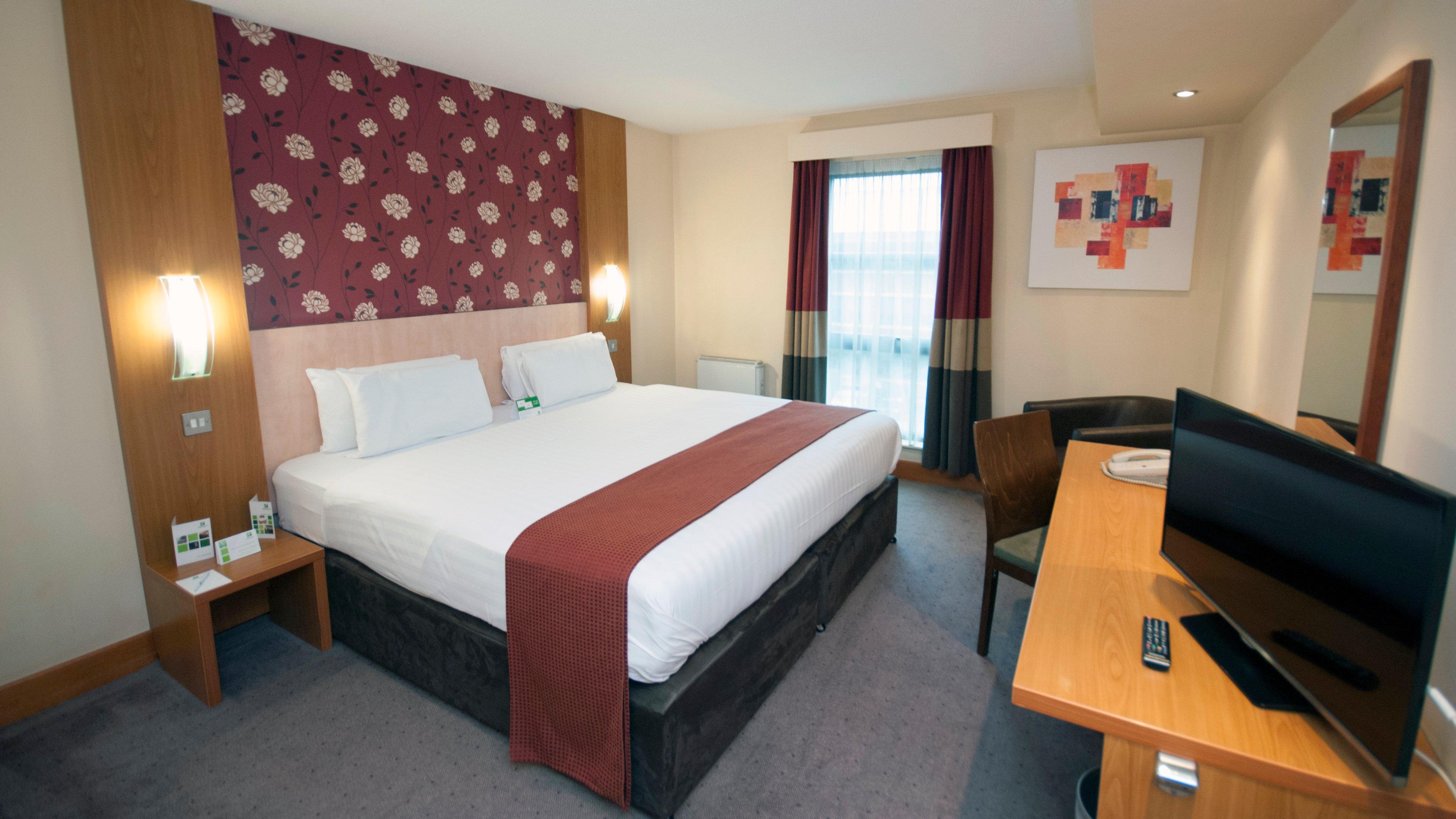 Holiday Inn Manchester - Central Park, An Ihg Hotel Εξωτερικό φωτογραφία