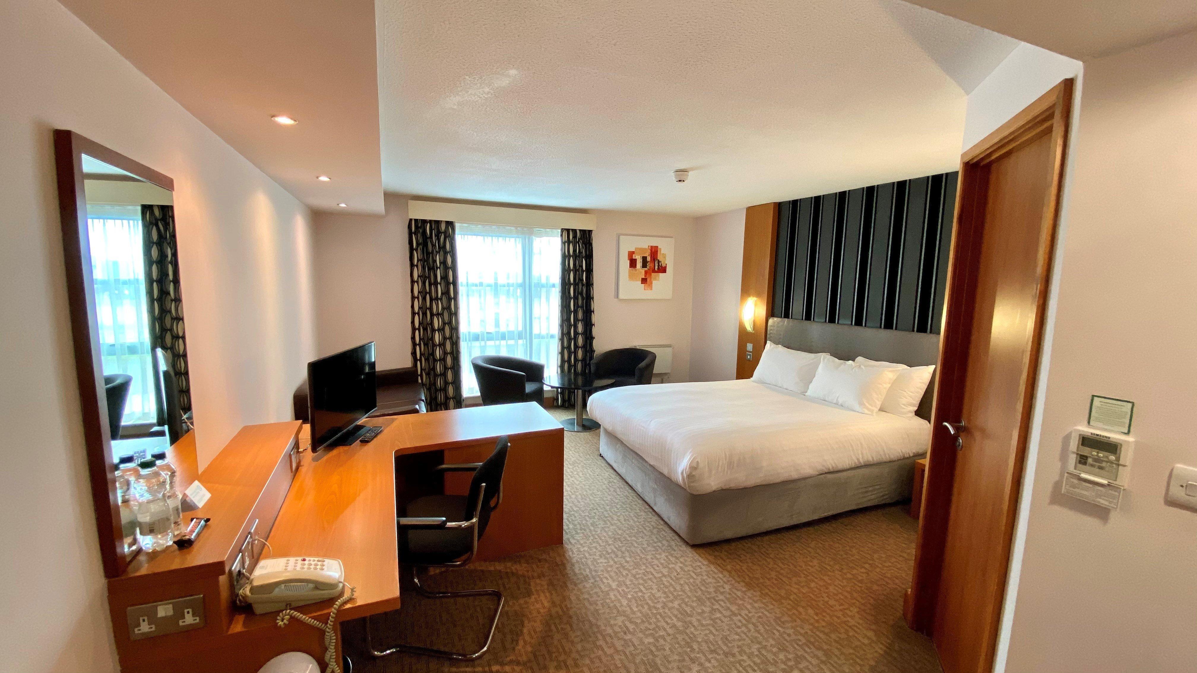 Holiday Inn Manchester - Central Park, An Ihg Hotel Εξωτερικό φωτογραφία