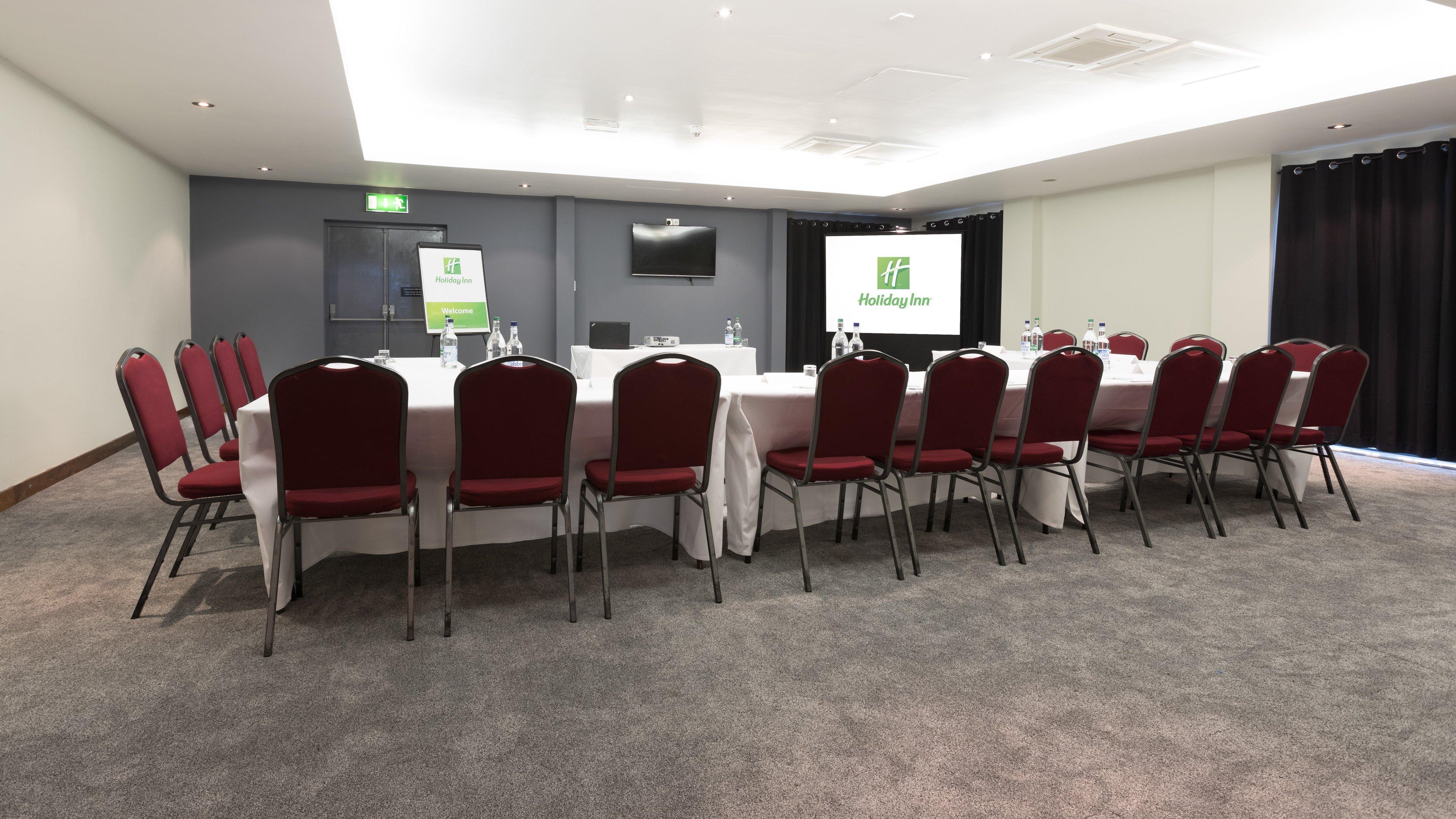 Holiday Inn Manchester - Central Park, An Ihg Hotel Εξωτερικό φωτογραφία
