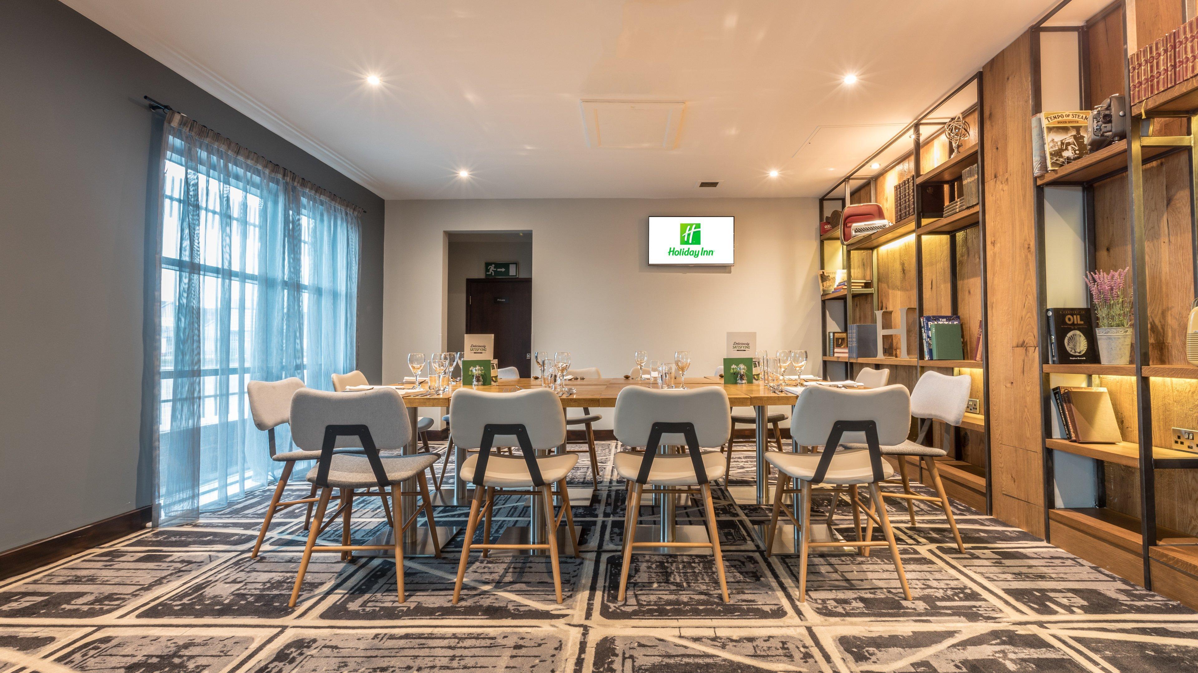 Holiday Inn Manchester - Central Park, An Ihg Hotel Εξωτερικό φωτογραφία